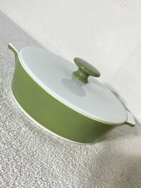 Vintage Corning Ware Avocado Round Green 1 Qt Covered Casserole Dish Lid P-701-B